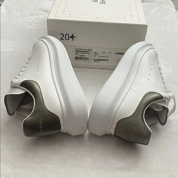 Alexander McQueen White Men's Sneakers Authentic - Picture 3 of 8